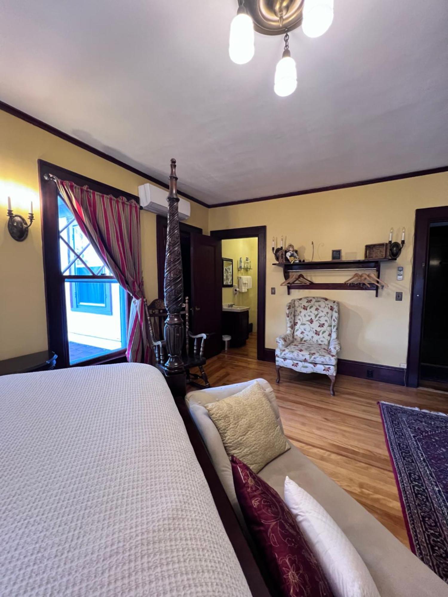 The Mulburn Inn Bethlehem Bagian luar foto