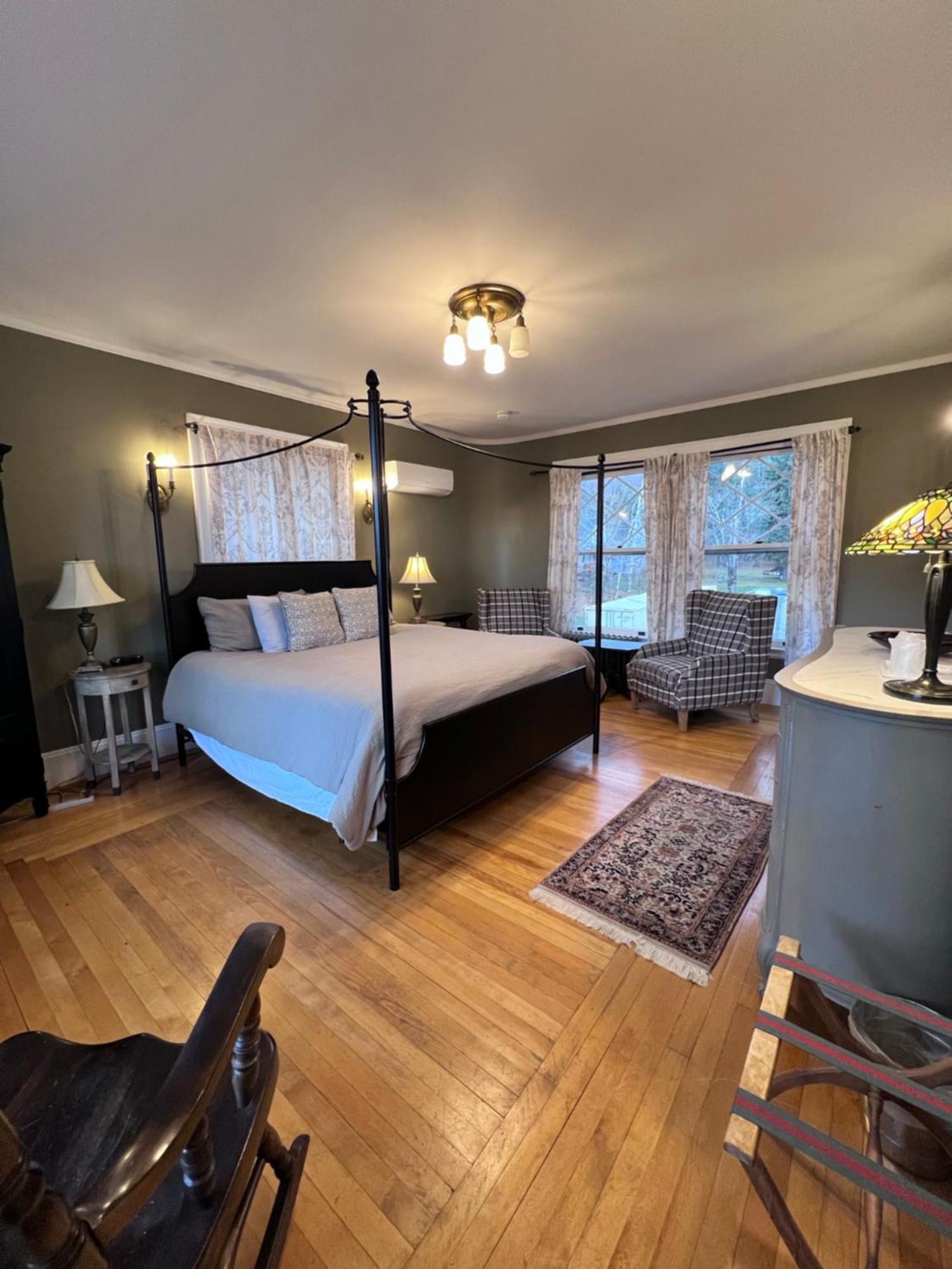 The Mulburn Inn Bethlehem Bagian luar foto