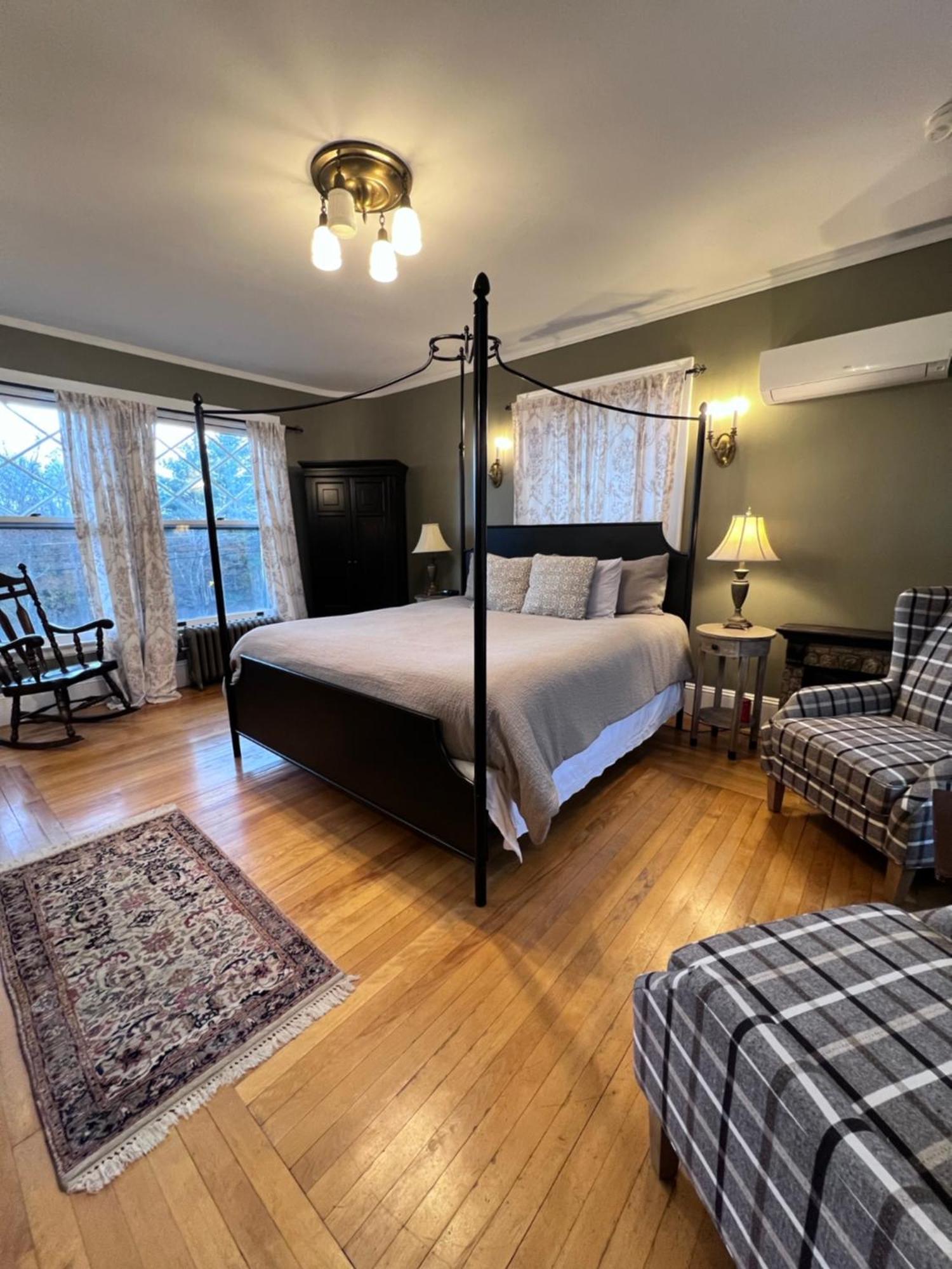 The Mulburn Inn Bethlehem Bagian luar foto