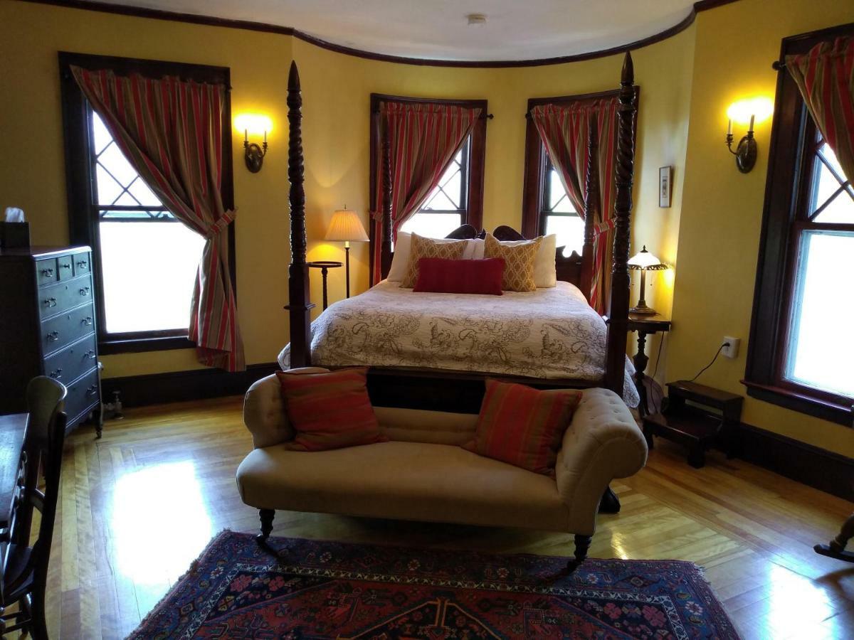 The Mulburn Inn Bethlehem Bagian luar foto